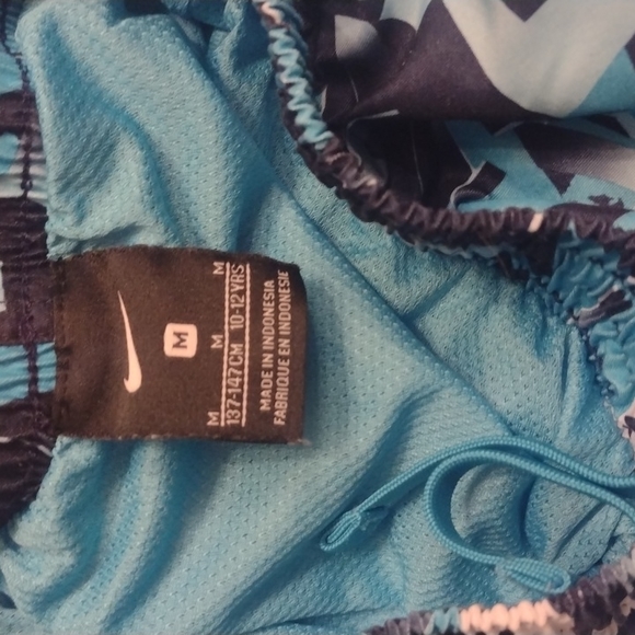 Boys swimsuit - Picture 3 of 4